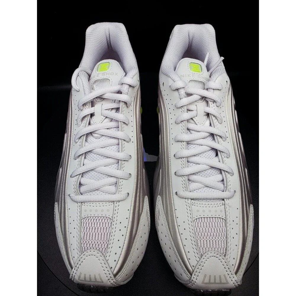 Nike shox r4